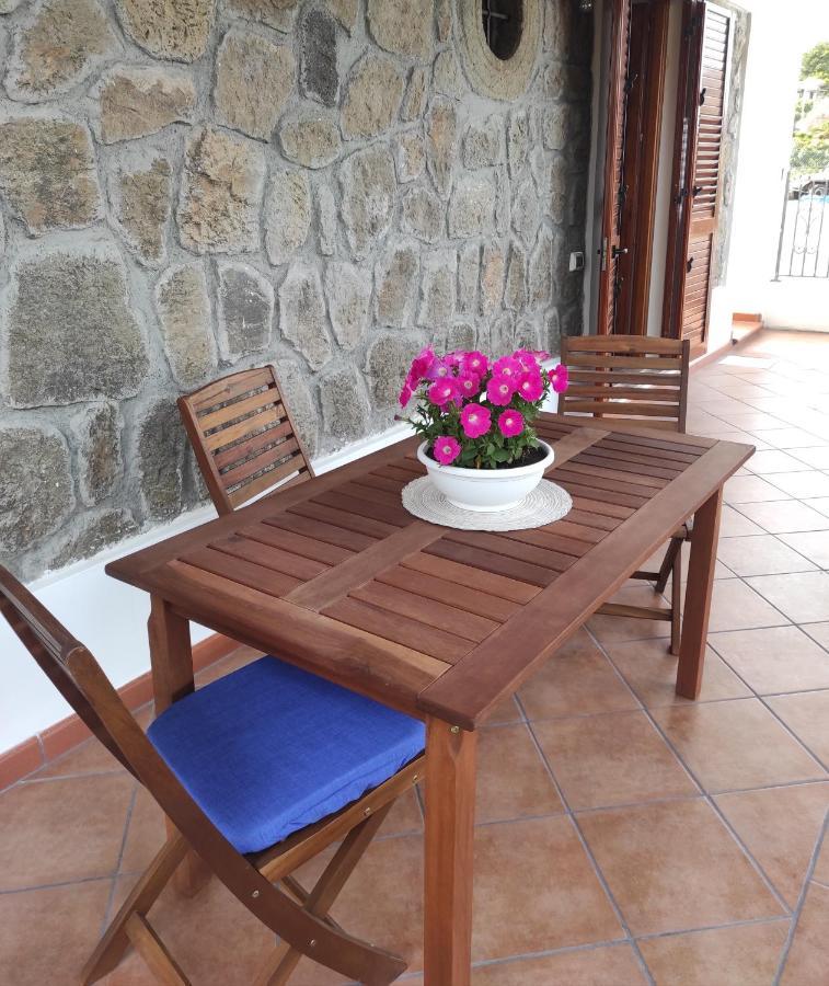 Holiday Home Mennulita Lipari  Bagian luar foto