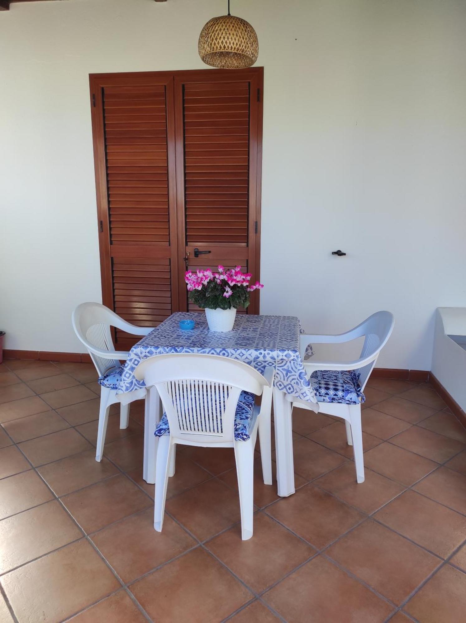 Holiday Home Mennulita Lipari  Bagian luar foto