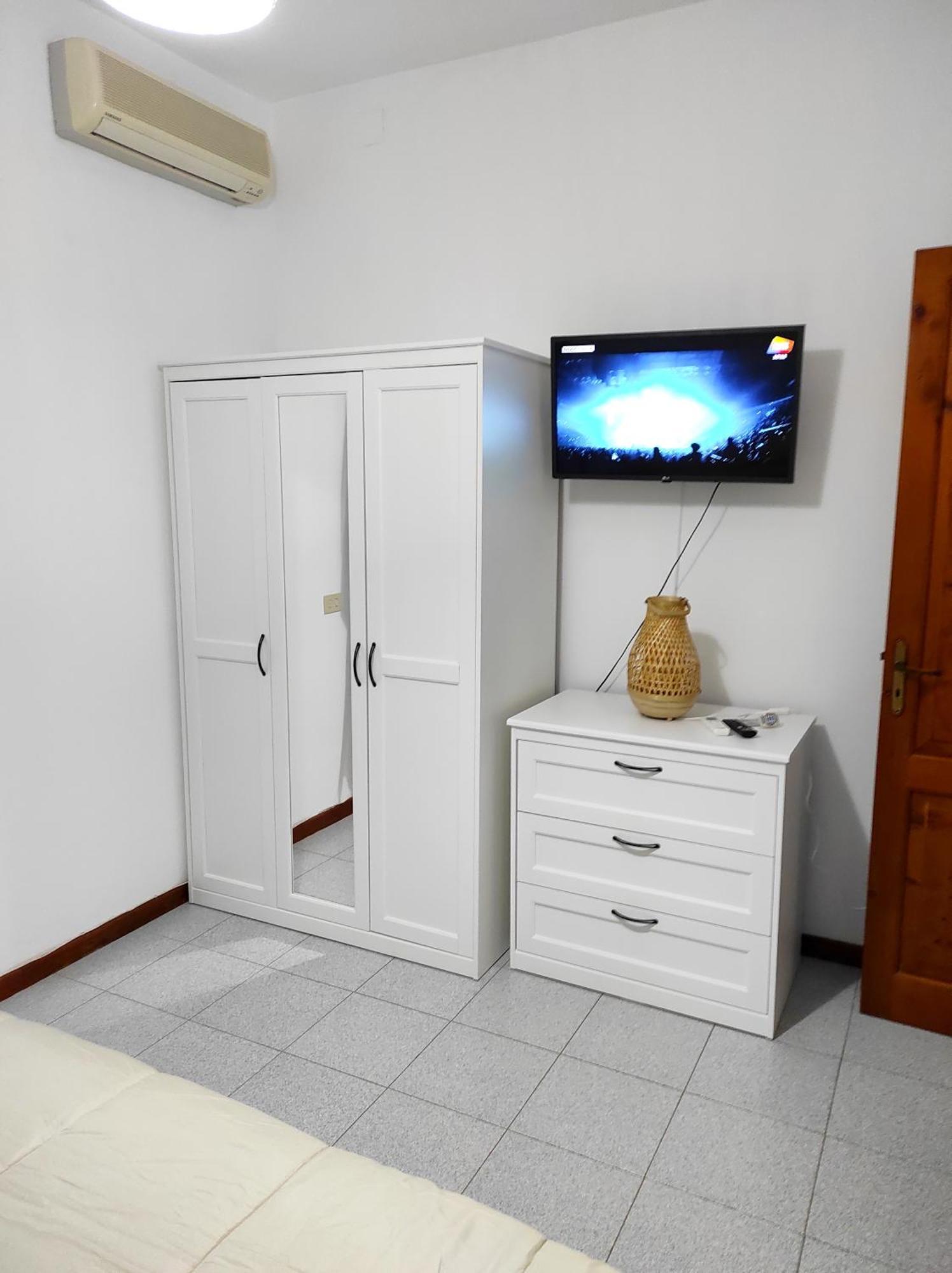 Holiday Home Mennulita Lipari  Bagian luar foto