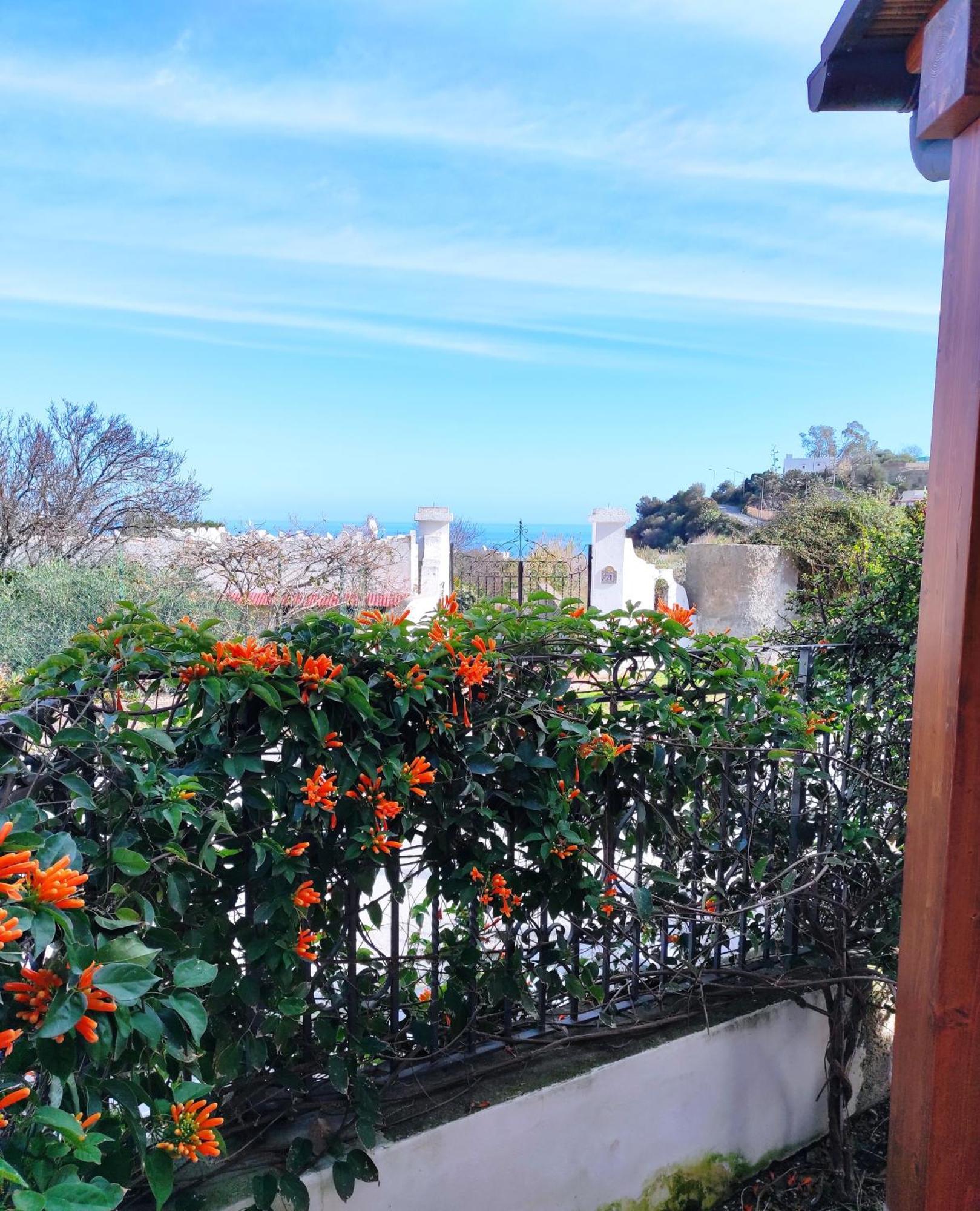 Holiday Home Mennulita Lipari  Bagian luar foto